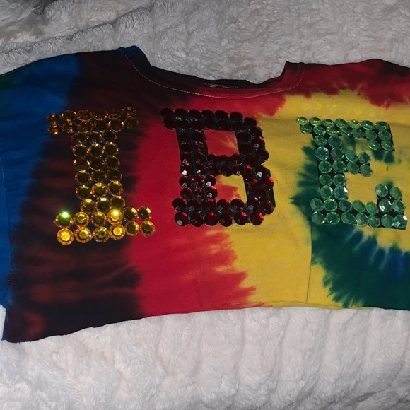 Custom Made 2 Piece Vibes Set (Designed By Me) - Picture 2 of 3